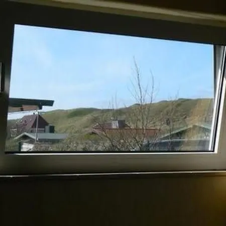 Schoenes Strandopgang In Julianadorp By Interhome Julianadorp