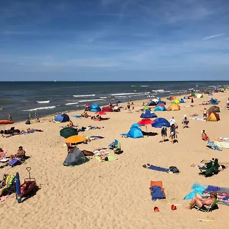 Schoenes Strandopgang In Julianadorp By Interhome Сasa de vacaciones Julianadorp