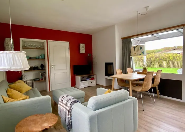 Schoenes Strandopgang In Julianadorp By Interhome *