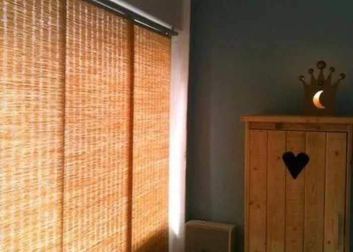 Feriehus Schoenes Strandopgang In Julianadorp By Interhome