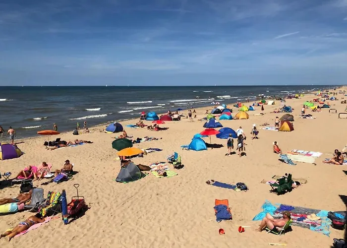 Schoenes Strandopgang In Julianadorp By Interhome Feriehus Julianadorp